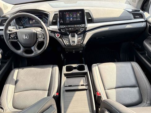 Certified 2023 Honda Odyssey Touring image 17