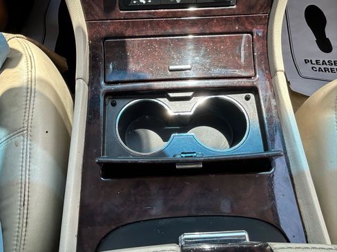 Used 2007 Cadillac Escalade AWD w/ Information Package image 28