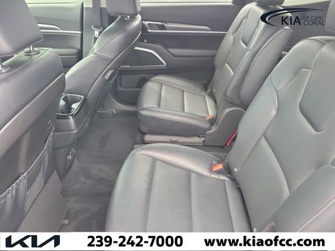 Certified 2022 Kia Telluride S FWD image 10
