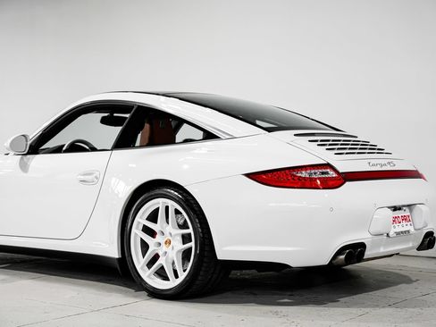Used 2010 Porsche 911 Targa 4S AWD/4WD image 36