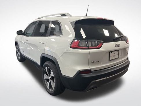 Used 2019 Jeep Cherokee Limited image 3