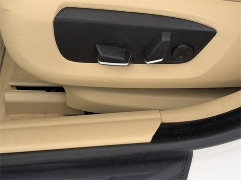 Used 2014 BMW 528i Sedan image 15