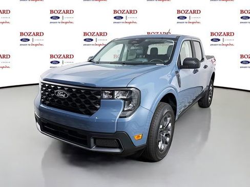 New 2026 Ford Maverick XLT image 3
