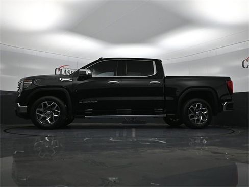 Used 2022 GMC Sierra 1500 SLT image 23