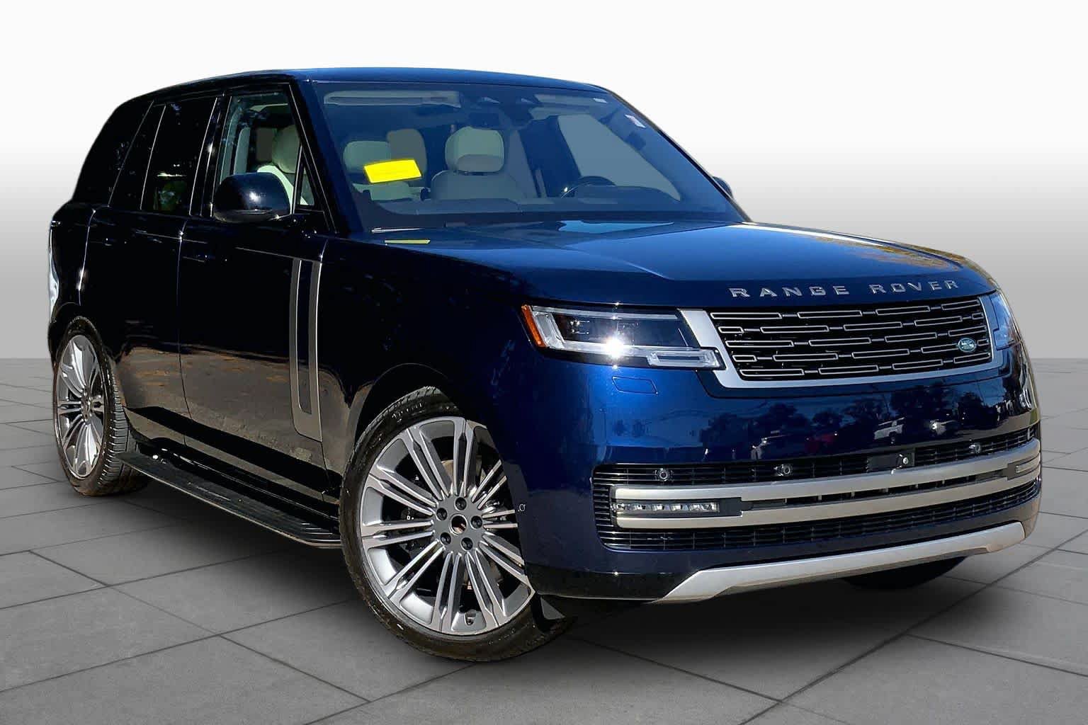 Used 2023 Land Rover Range Rover SE AWD/4WD image 3