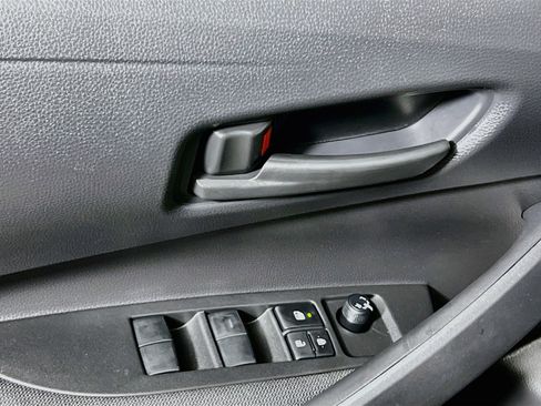 Used 2026 Toyota Corolla LE FWD image 16