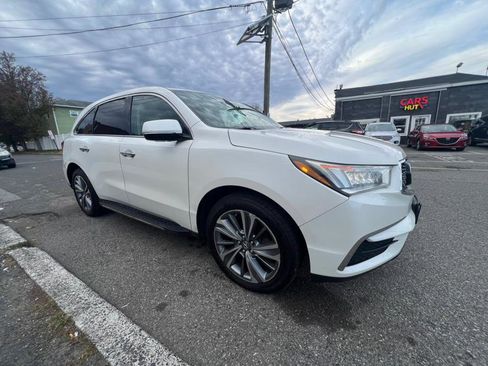 Used 2017 Acura MDX SH-AWD w/Technology Pkg image 2
