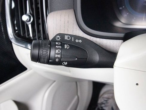 Certified 2023 Volvo S90 B6 Plus image 17