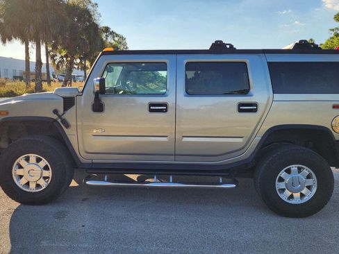 Used 2003 HUMMER H2 w/ Preferred Equipment Group image 5