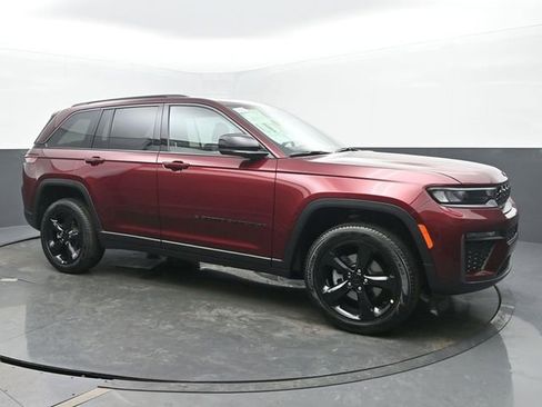 New 2026 Jeep Grand Cherokee Limited w/ Limited Altitude Package image 7
