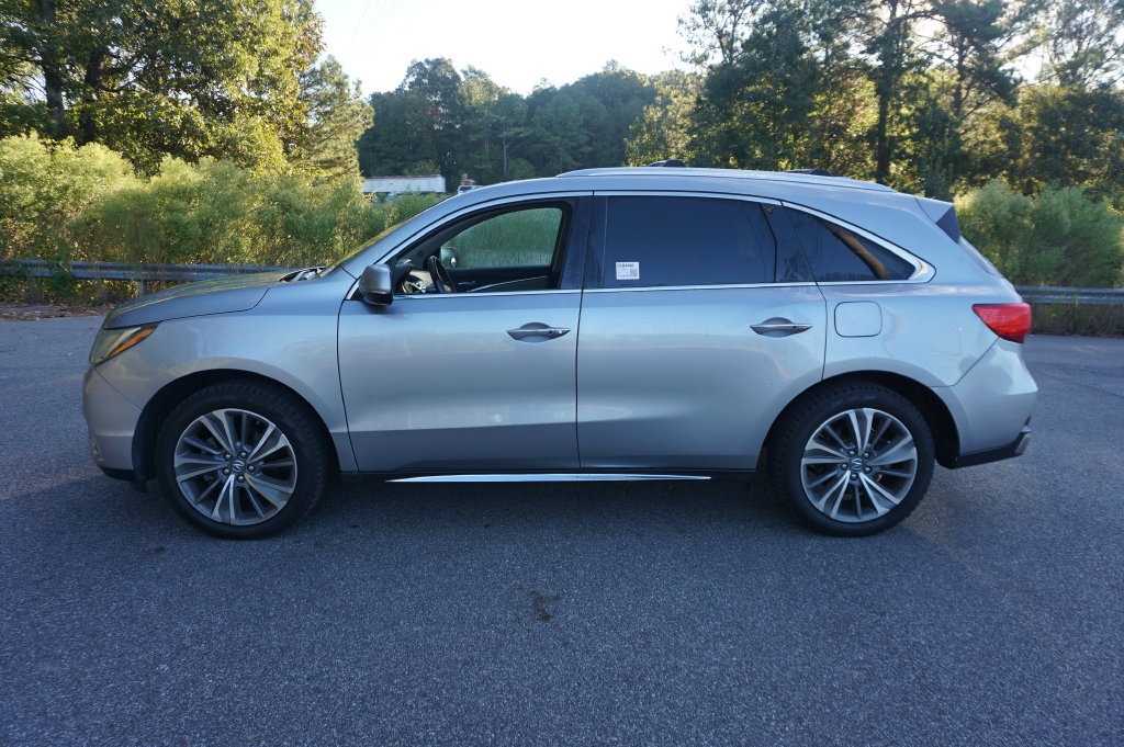 Used 2017 Acura MDX w/ Technology Package AWD/4WD image 20