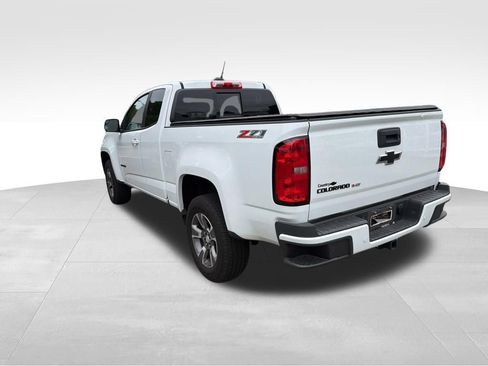 Used 2020 Chevrolet Colorado Z71 AWD/4WD image 3