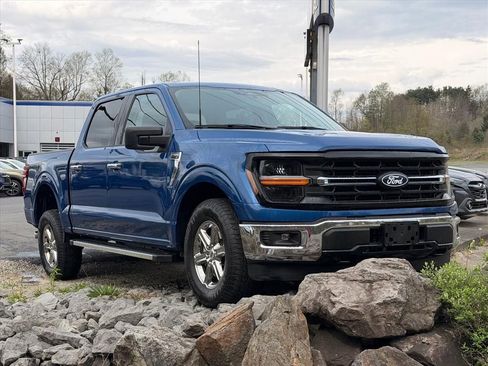 Used 2025 Ford F150 XLT w/ Equipment Group 301A Standard image 16
