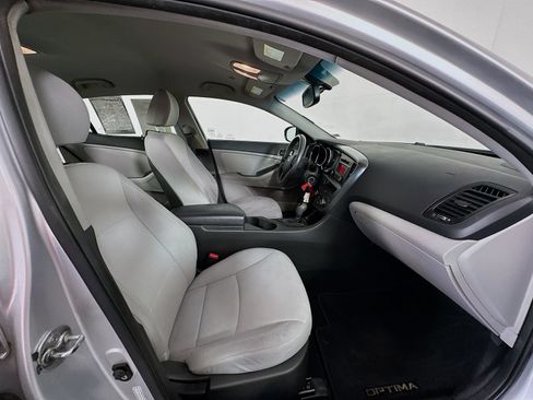 Used 2013 Kia Optima LX w/ Convenience Pkg FWD image 24