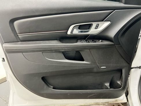 Used 2017 GMC Terrain SLE w/ Convenience Package AWD/4WD image 21