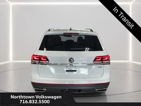 Used 2023 Volkswagen Atlas SE AWD/4WD image 4