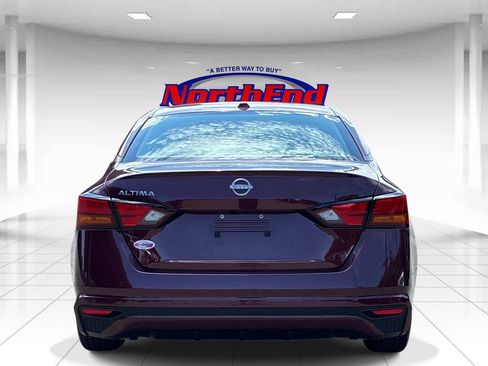Used 2025 Nissan Altima 2.5 SV FWD image 6