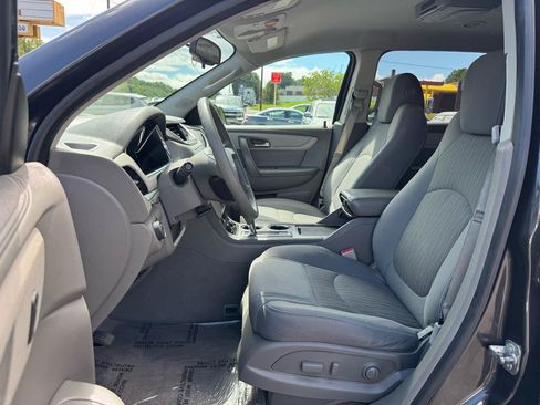 Used 2015 Chevrolet Traverse LS AWD/4WD image 9