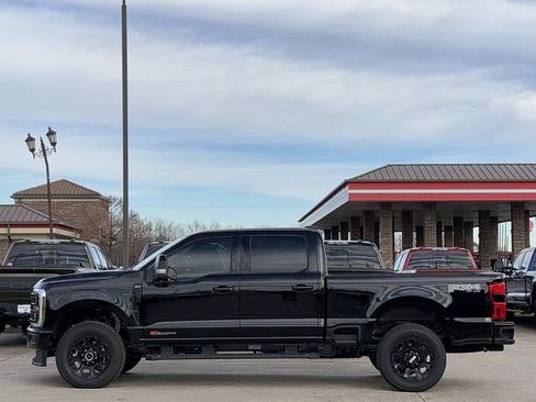 New 2026 Ford F250 Lariat w/ Black Appearance Package image 3