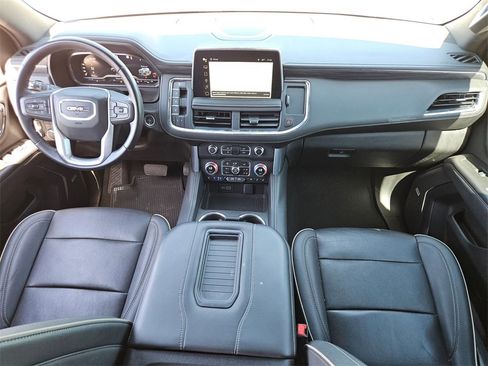 Used 2023 GMC Yukon SLT image 24