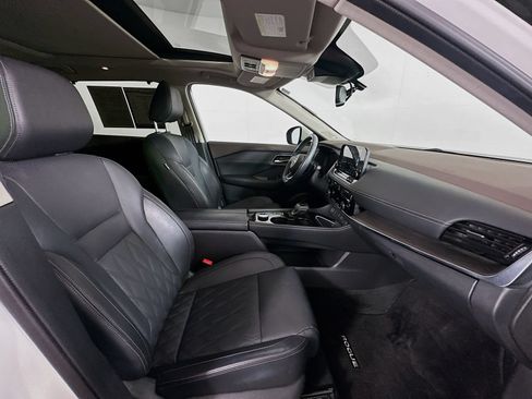 Certified 2023 Nissan Rogue Platinum AWD/4WD image 29