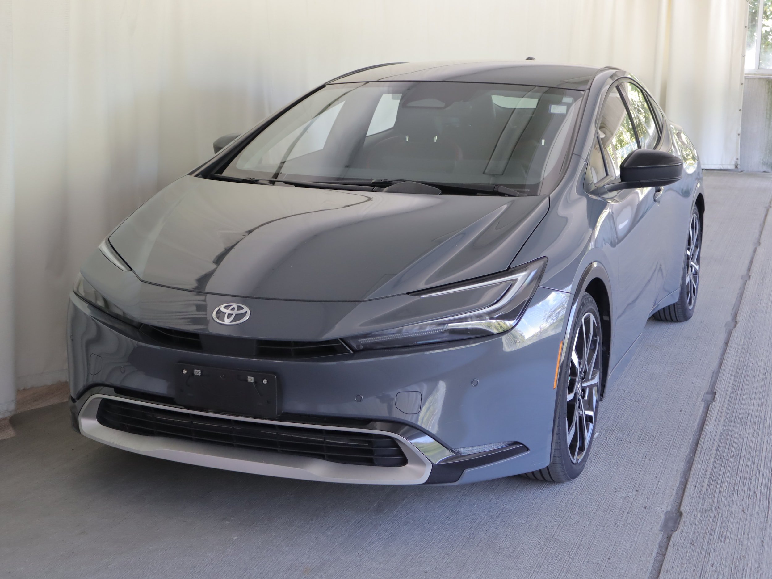 Used 2023 Toyota Prius Prime FWD image 21