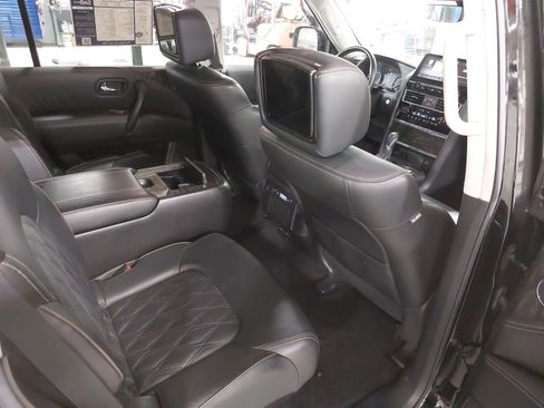 Used 2021 Nissan Armada Platinum w/ Captain's Chairs Package image 11