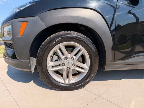 Used 2021 Hyundai Kona SE AWD/4WD image 14