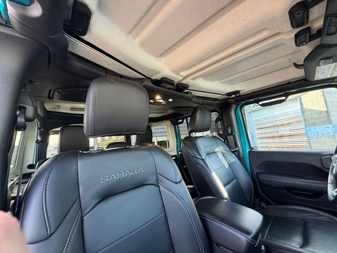 Used 2019 Jeep Wrangler Unlimited Sahara AWD/4WD image 27