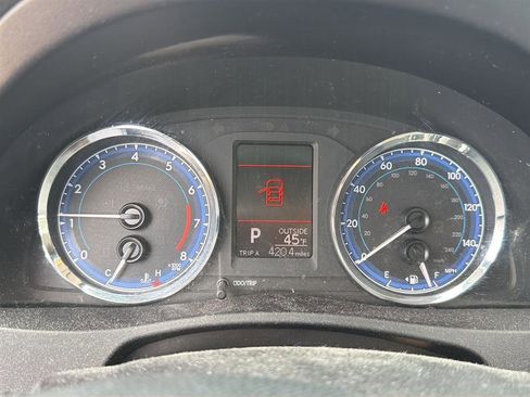 Used 2019 Toyota Corolla LE image 10