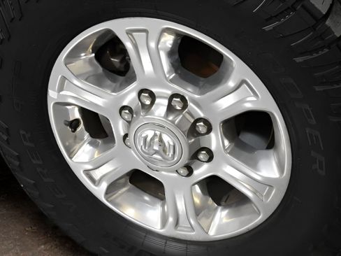 Used 2024 RAM 2500 Big Horn w/ Off Road Package AWD/4WD image 6