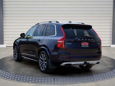 Used 2017 Volvo XC90 T6 Momentum w/ Vision Package AWD/4WD image 5