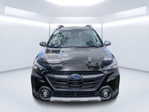 Used 2023 Subaru Outback Touring AWD/4WD image 8