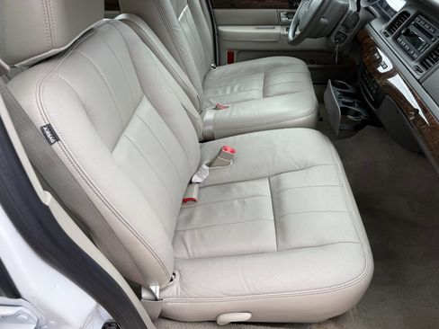 Used 2010 Mercury Grand Marquis LS RWD image 13