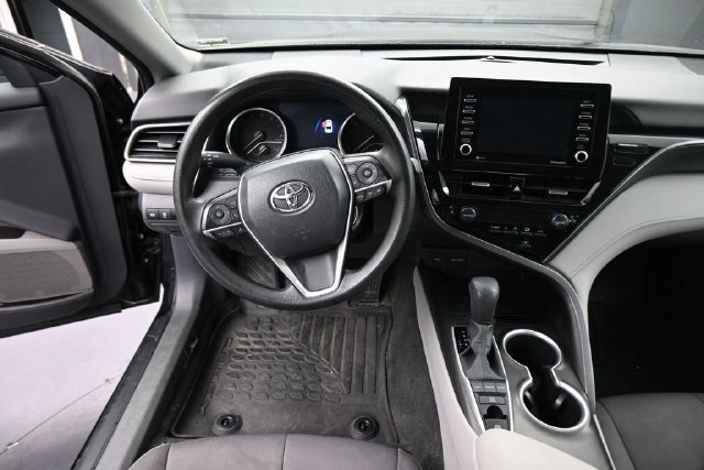Used 2023 Toyota Camry LE AWD/4WD image 20