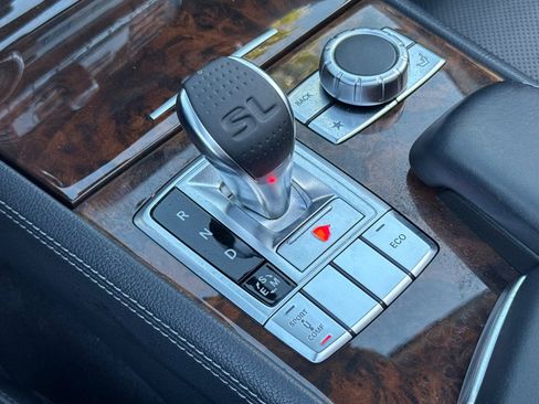 Used 2013 Mercedes-Benz SL 550 image 23