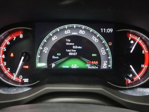 Used 2023 Toyota RAV4 XLE image 27