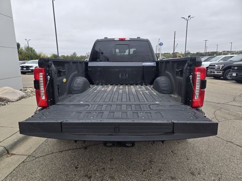 Used 2023 Ford F350 Lariat w/ Lariat Ultimate Package image 13