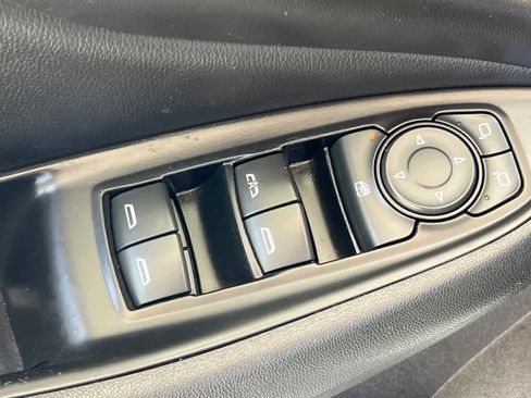 Used 2018 Chevrolet Volt LT FWD image 13