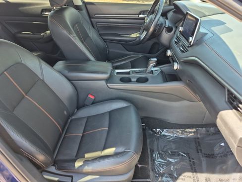 Used 2020 Nissan Altima 2.5 SR w/ Premium Package FWD image 24