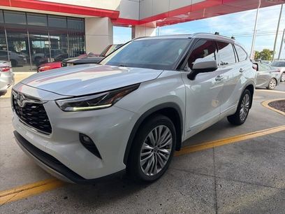 Used 2022 Toyota Highlander Platinum