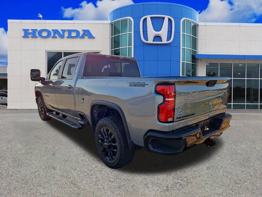 Used 2025 Chevrolet Silverado 2500 LT w/ Trail Boss Package AWD/4WD image 14