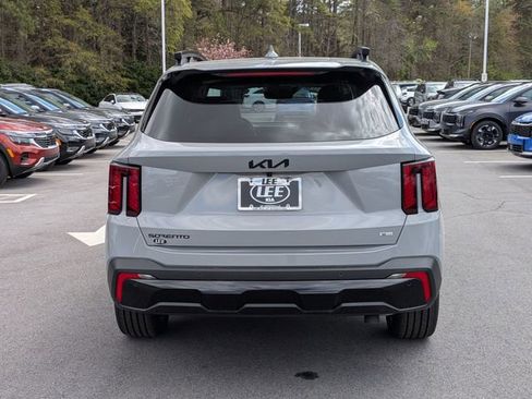 New 2026 Kia Sorento SX AWD/4WD image 4