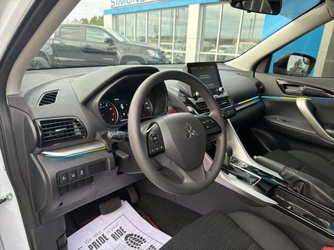Used 2024 Mitsubishi Eclipse Cross AWD image 10