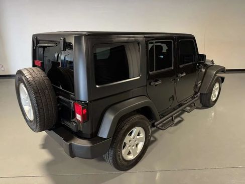 Used 2016 Jeep Wrangler Unlimited Sport w/ Quick Order Package 24S AWD/4WD image 34
