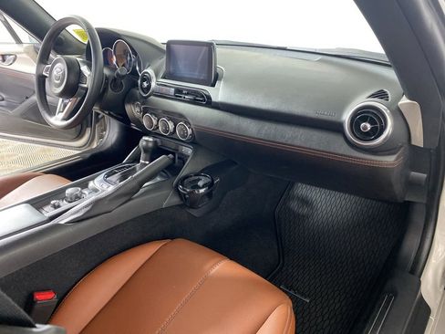 Used 2023 MAZDA MX-5 Miata Grand Touring RWD image 15