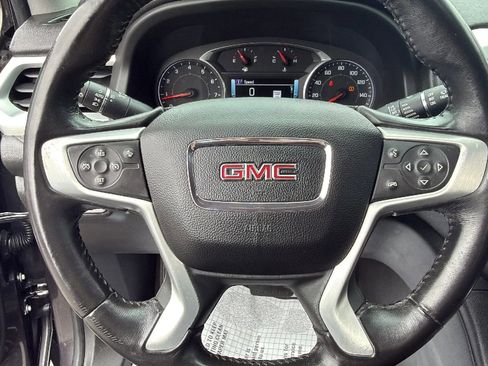 Used 2017 GMC Acadia SLT AWD/4WD image 16
