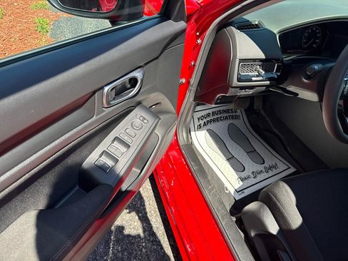 Used 2023 Honda Civic LX image 15
