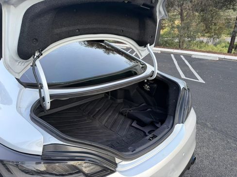 Used 2014 Hyundai Genesis 3.8 image 15