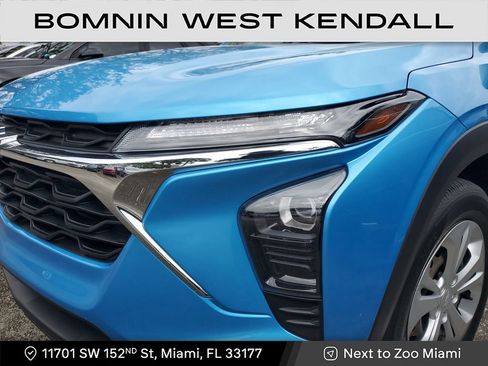 Used 2025 Chevrolet Trax LS image 10